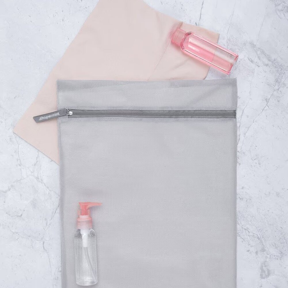 *3/$10* BNWT Shapermint Meshin' Around Wash Bag Grey